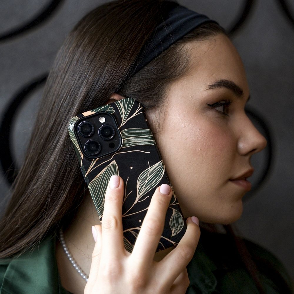 iPhone 16e Balistic 