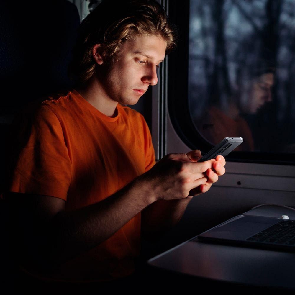 Ovitek Spigen 